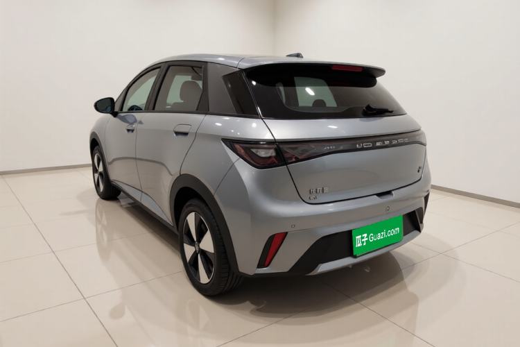 Used BYD Dolphin 2023 420 km Fashion Edition Exterior 3