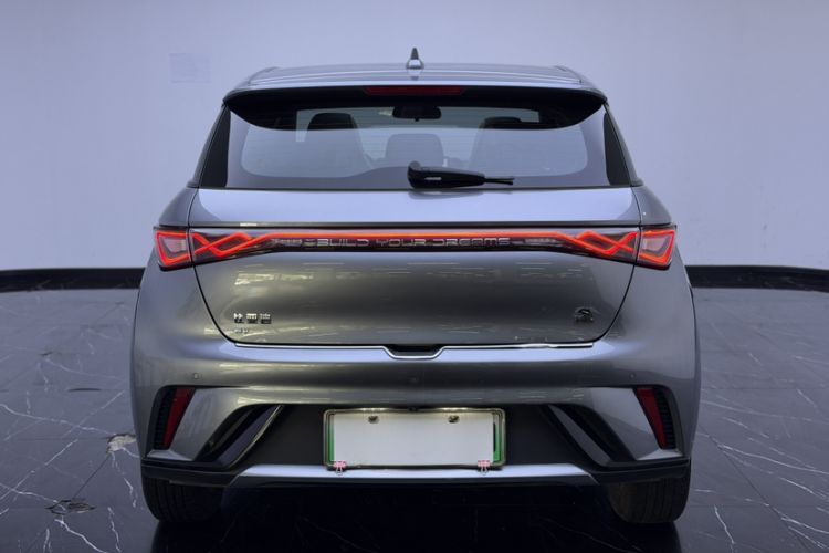 Used BYD Dolphin 2023 420 km Fashion Edition Exterior 3
