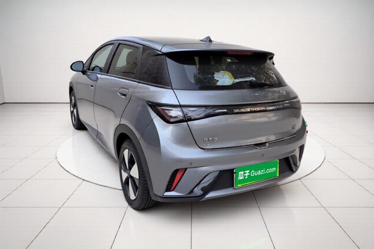Used BYD Dolphin 2023 420 km Fashion Edition Exterior 3