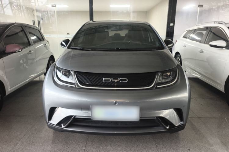 Used BYD Dolphin 2023 420 km Fashion Edition Front