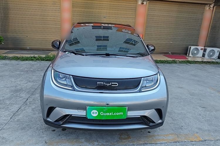 Used BYD Dolphin 2023 420 km Fashion Edition Front