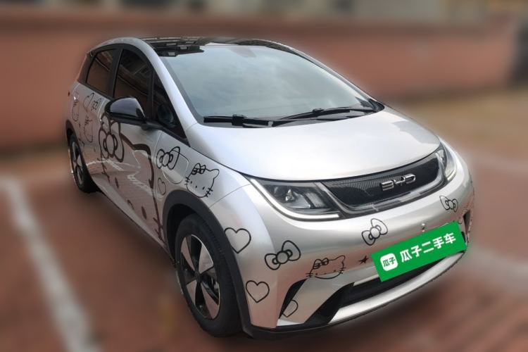 Used BYD Dolphin 2023 420 km Fashion Edition Front Right 45 Deg