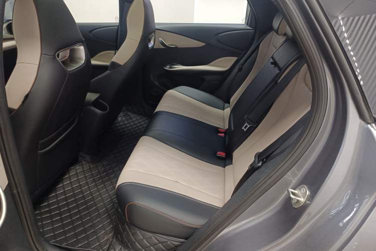 Used BYD Dolphin 2023 420 km Fashion Edition Interior 1