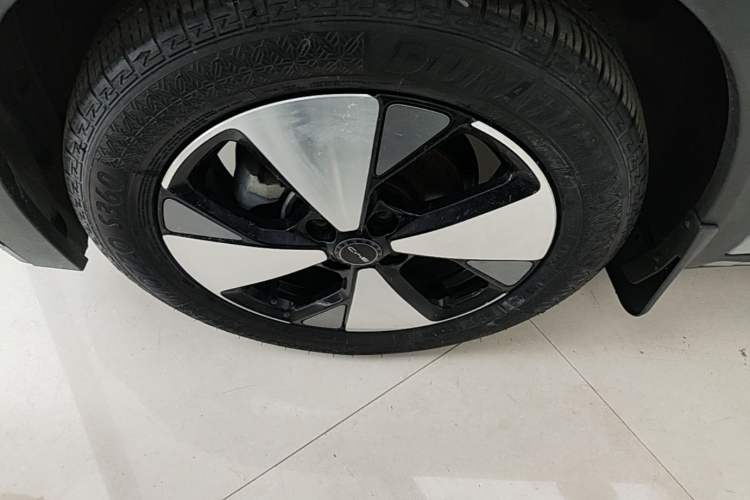 Used BYD Dolphin 2023 420 km Free Version Left Front Wheel Hub