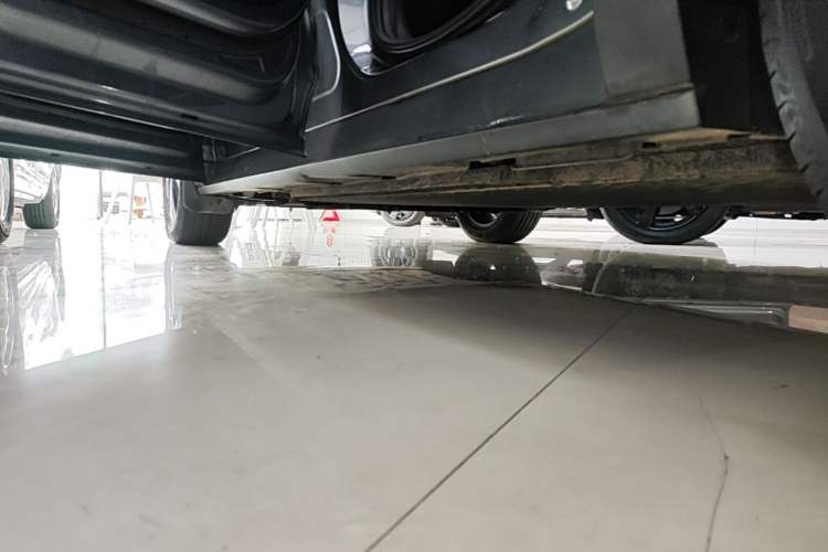 Used BYD Dolphin 2023 420 km Free Version Left Side Sill