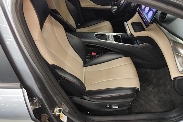 Used BYD Dolphin 2023 420 km Fashion Edition Right Front Seat