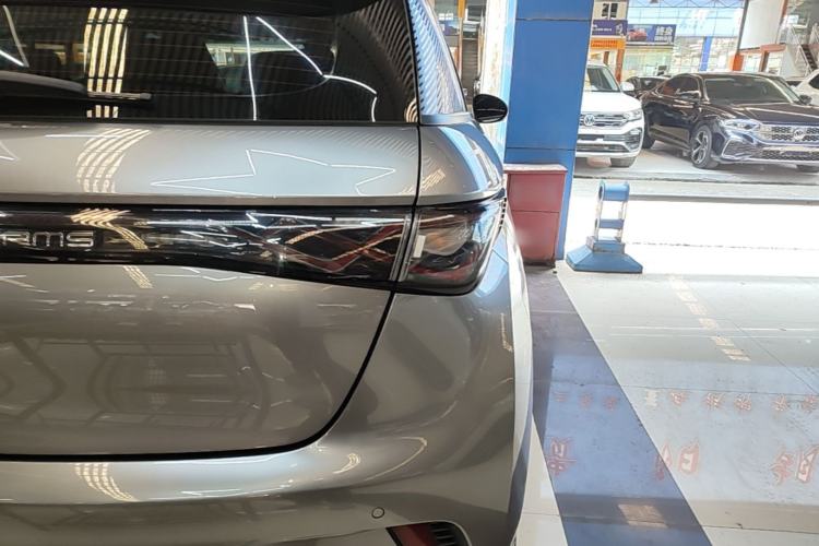 Used BYD Dolphin 2023 420 km Fashion Edition Right Rear Taillight