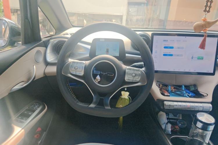 Used BYD Dolphin 2023 420 km Free Version Steering Wheel