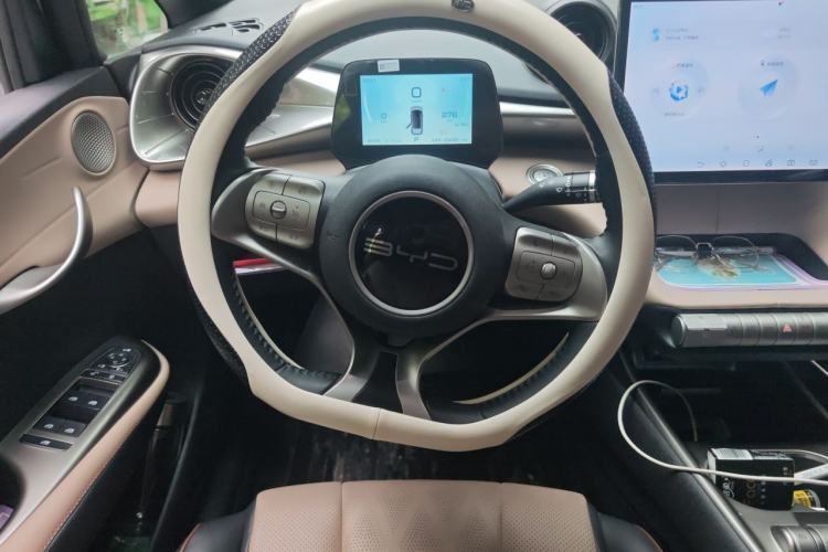 Used BYD Dolphin 2023 420 km Fashion Edition Steering Wheel