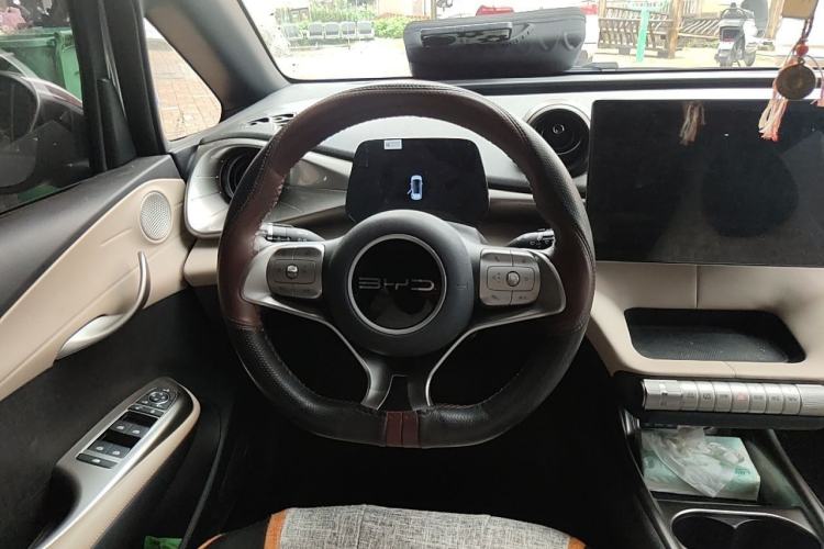 Used BYD Dolphin 2023 420 km Fashion Edition Steering Wheel