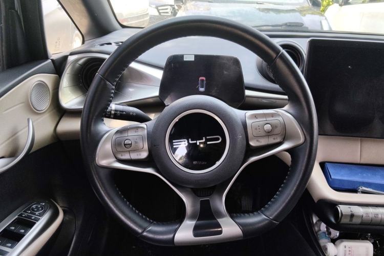 Used BYD Dolphin 2023 420 km Fashion Edition Steering Wheel