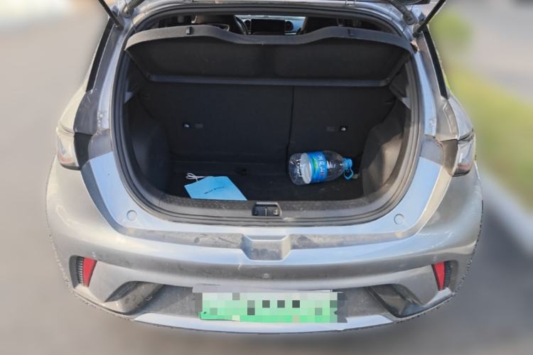 Used BYD Dolphin 2023 420 km Fashion Edition Trunk