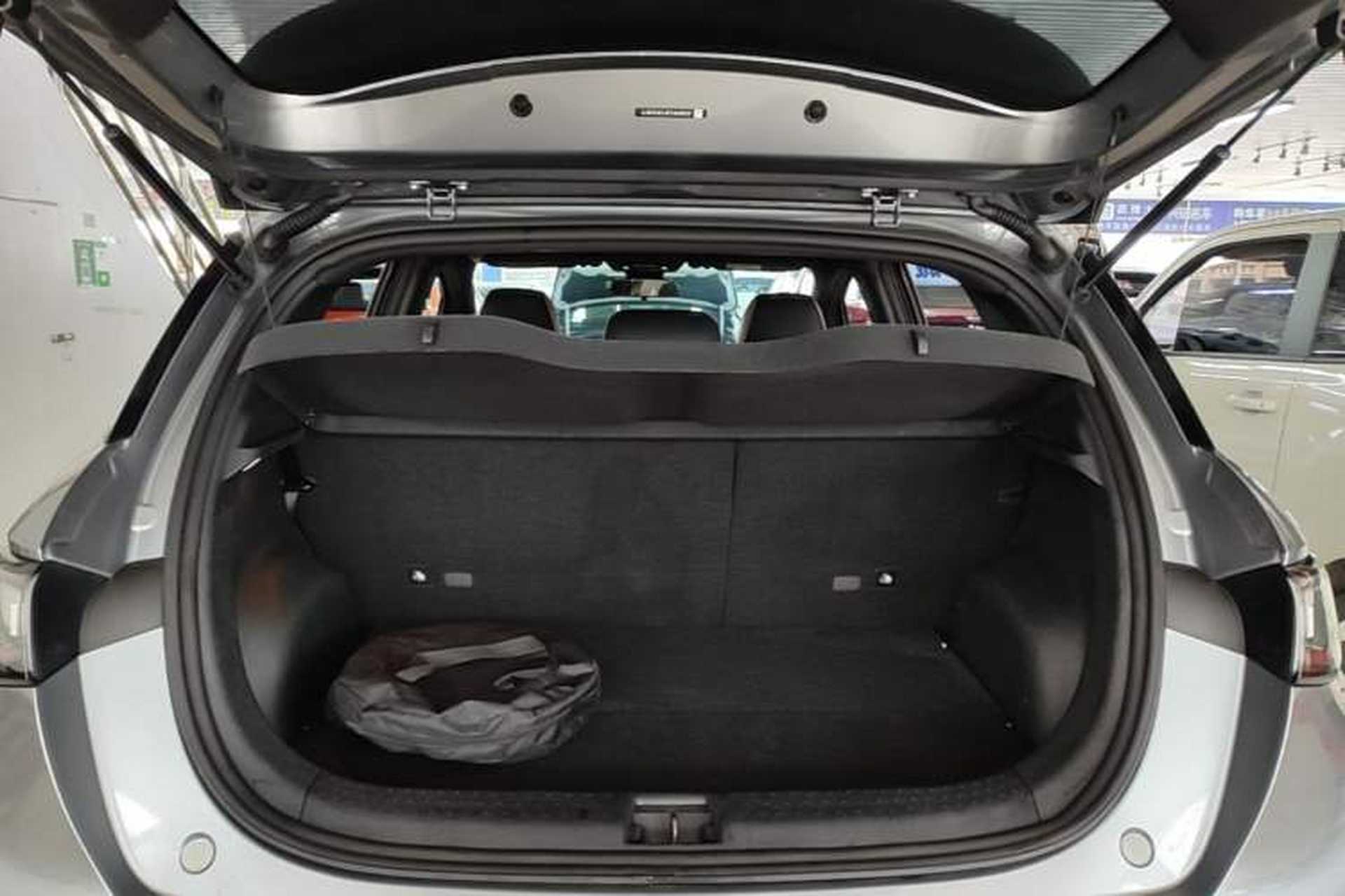 Used BYD Dolphin 2023 420 km Fashion Edition Trunk