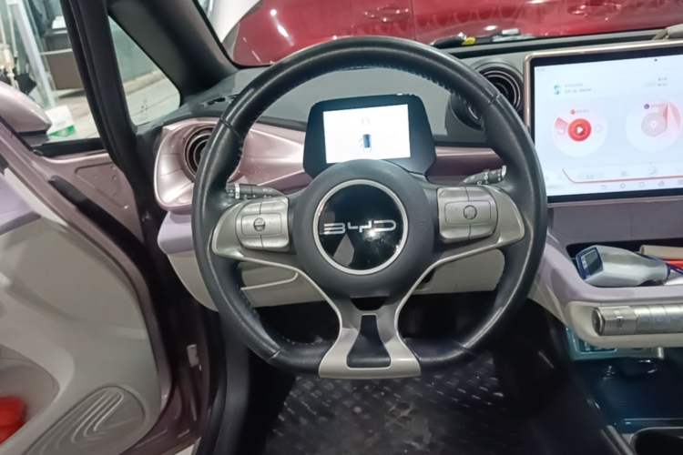 Used BYD Dolphin 2023 420 km Fashion Edition Steering Wheel