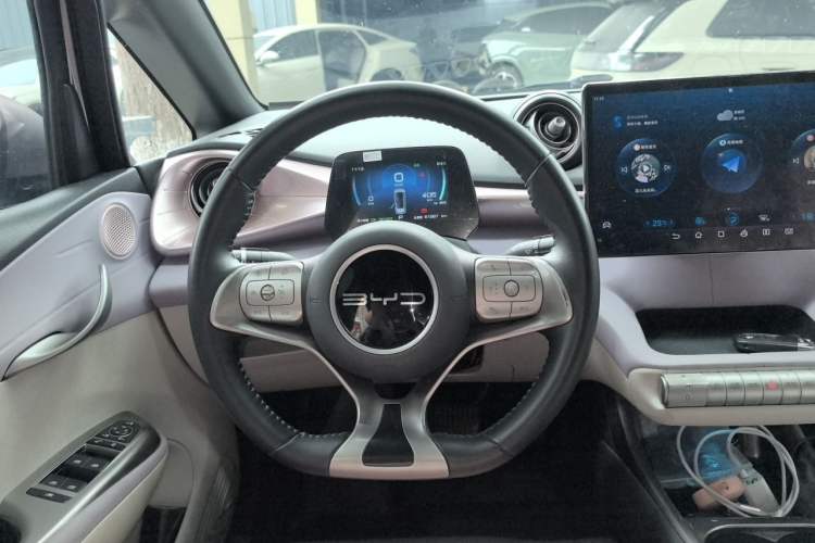 Used BYD Dolphin 2023 420 km Fashion Edition Steering Wheel
