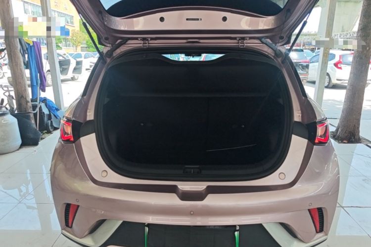 Used BYD Dolphin 2023 420 km Fashion Edition Trunk