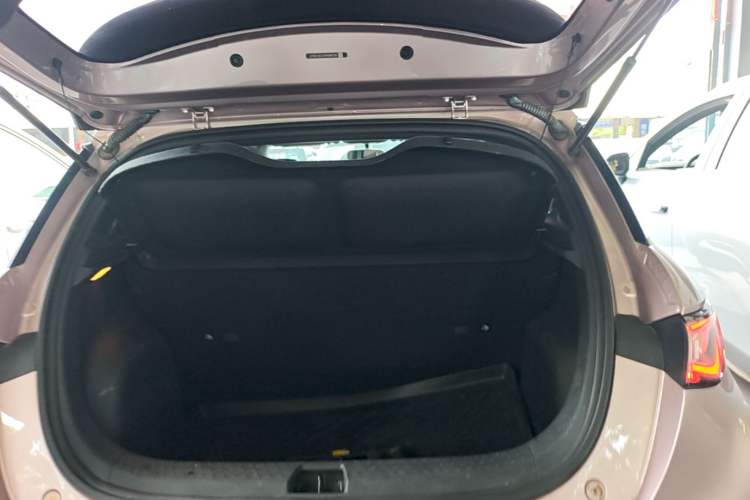 Used BYD Dolphin 2023 420 km Free Version Trunk