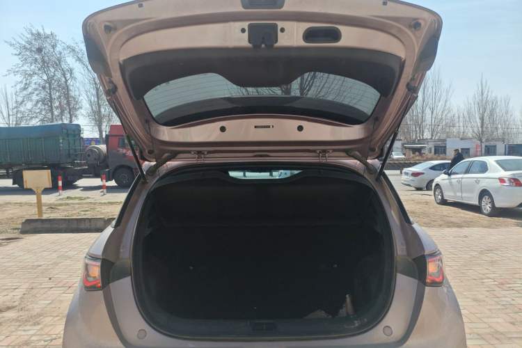 Used BYD Dolphin 2023 420 km Free Version Trunk