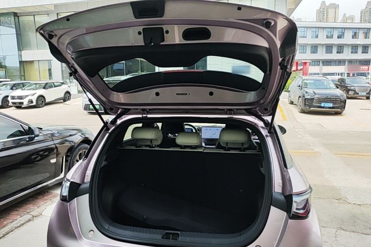 Used BYD Dolphin 2023 420 km Fashion Edition Trunk