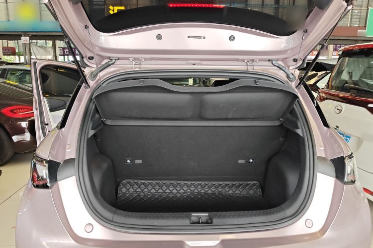 Used BYD Dolphin 2023 420 km Free Version Trunk