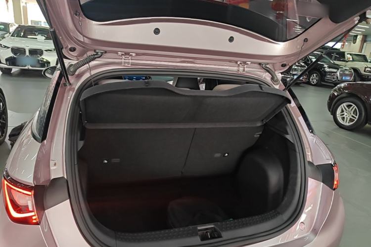 Used BYD Dolphin 2023 420 km Fashion Edition Trunk