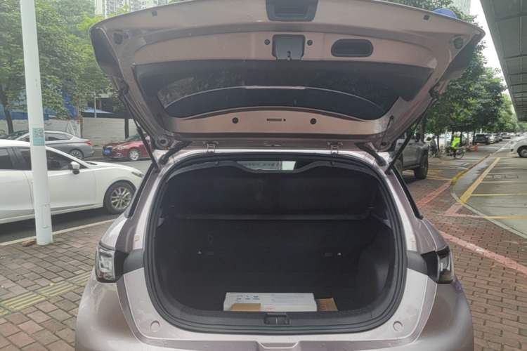 Used BYD Dolphin 2023 420 km Free Version Trunk