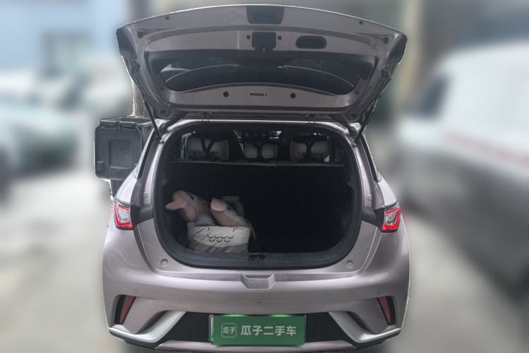 Used BYD Dolphin 2023 420 km Fashion Edition Trunk