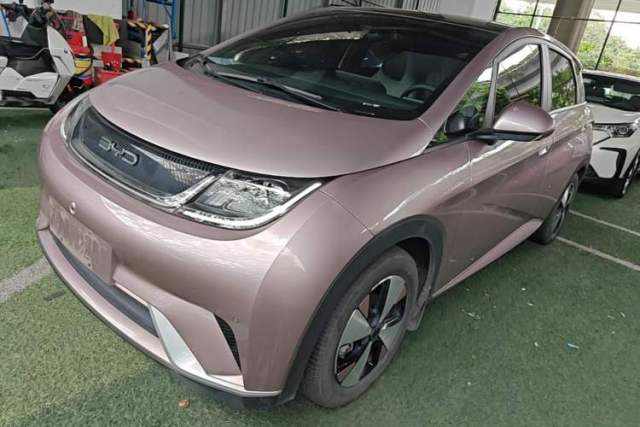 Used BYD Dolphin 2023 420 km Fashion Edition