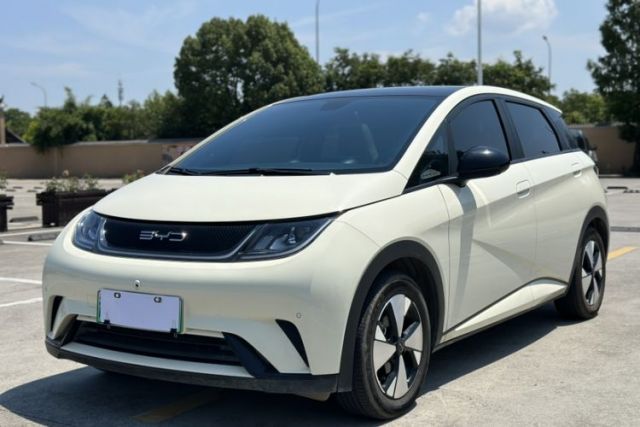 Used BYD Dolphin 2023 420 km Fashion Edition