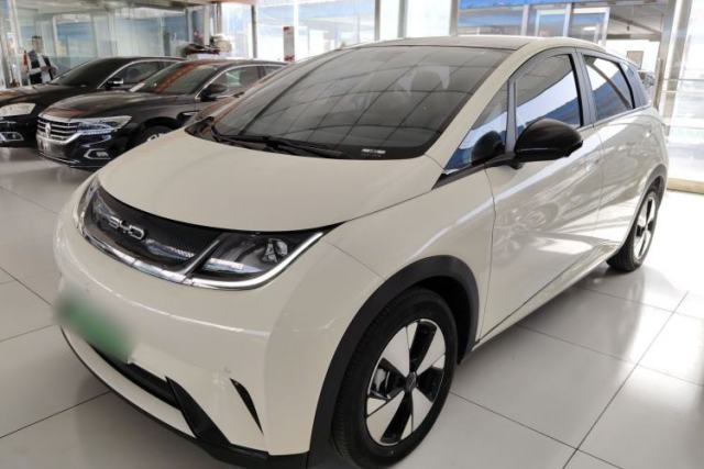 Used BYD Dolphin 2023 420 km Fashion Edition