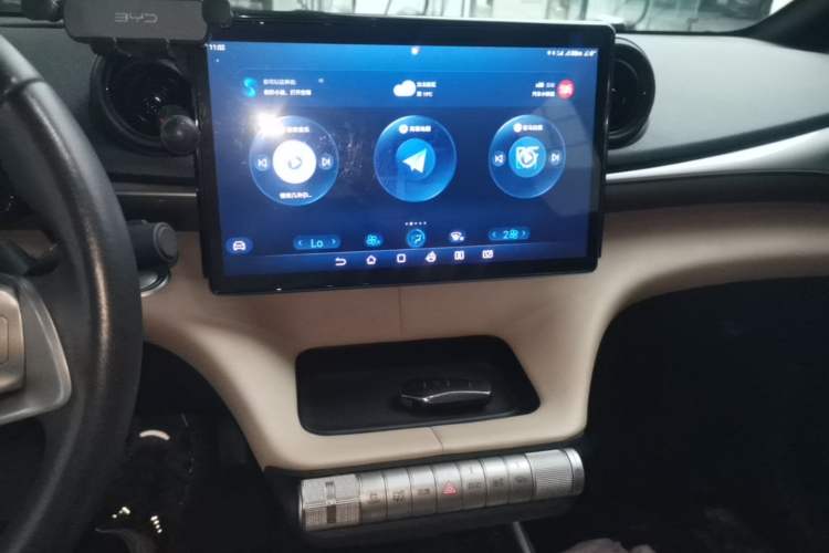Used BYD Dolphin 2023 420 km Free Version Audio And AC Panel