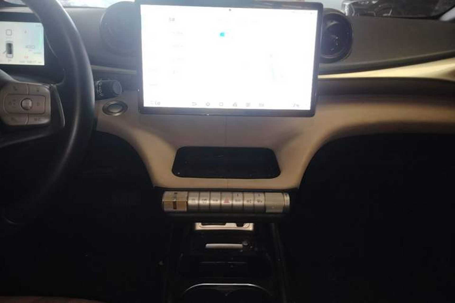 Used BYD Dolphin 2023 420 km Fashion Edition Audio And AC Panel