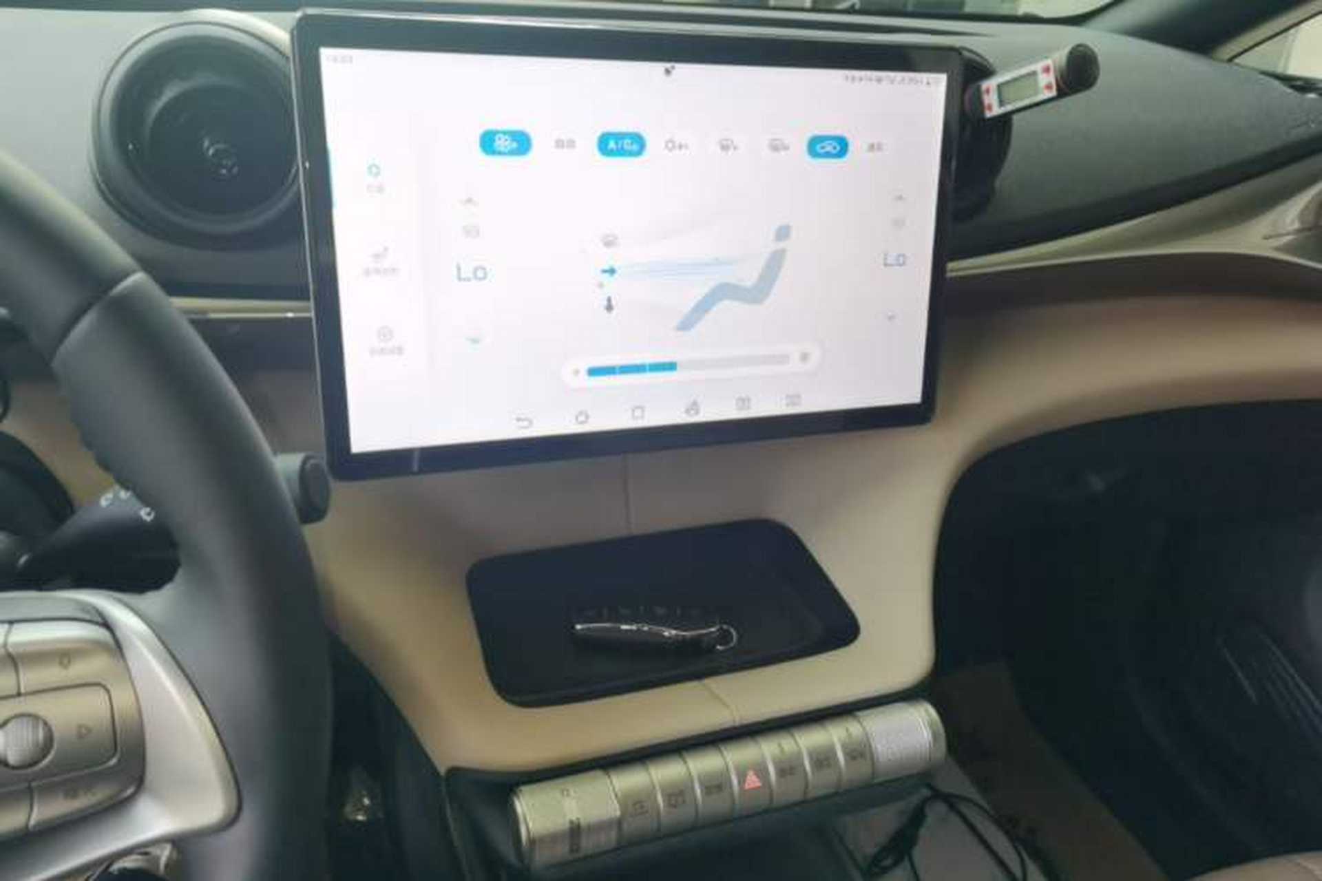 Used BYD Dolphin 2023 420 km Fashion Edition Audio And AC Panel