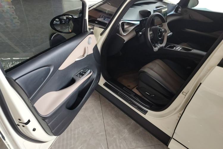 Used BYD Dolphin 2023 420 km Free Version Driver Seat