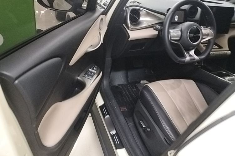 Used BYD Dolphin 2023 420 km Fashion Edition Driver Seat