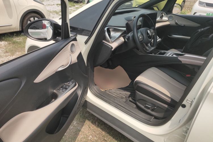 Used BYD Dolphin 2023 420 km Fashion Edition Driver Seat