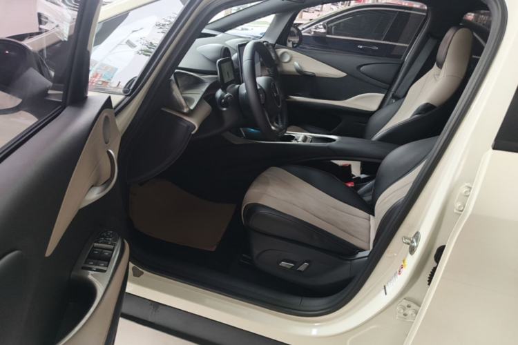 Used BYD Dolphin 2023 420 km Fashion Edition Driver Seat