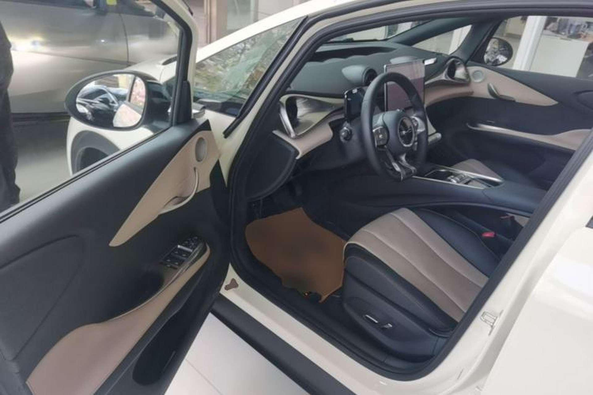 Used BYD Dolphin 2023 420 km Fashion Edition Driver Seat