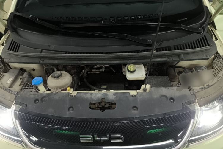 Used BYD Dolphin 2023 420 km Free Version Engine Bay