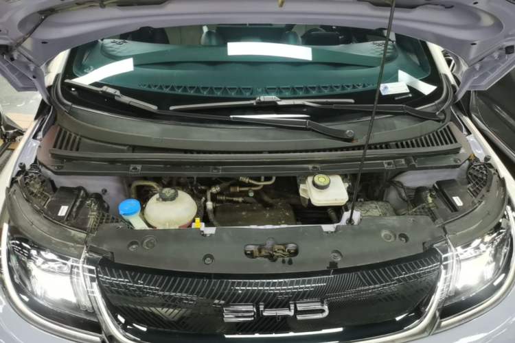 Used BYD Dolphin 2023 420 km Fashion Edition Engine Bay