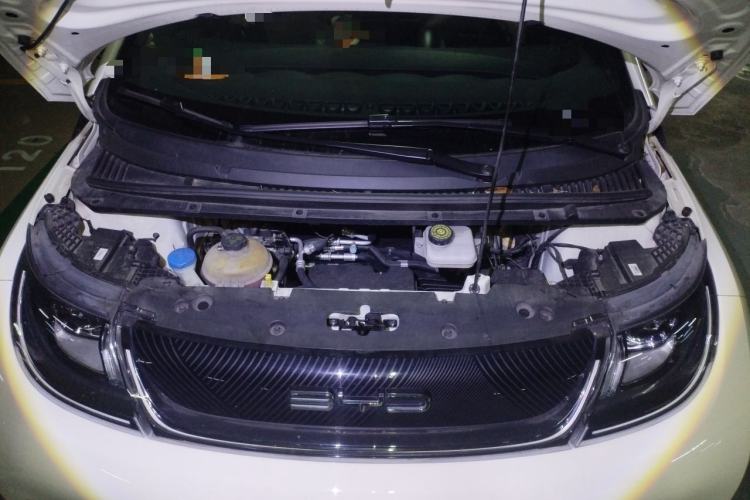 Used BYD Dolphin 2023 420 km Fashion Edition Engine Bay