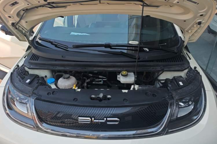 Used BYD Dolphin 2023 420 km Fashion Edition Engine Bay