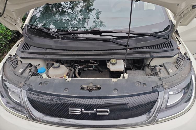 Used BYD Dolphin 2023 420 km Fashion Edition Engine Bay
