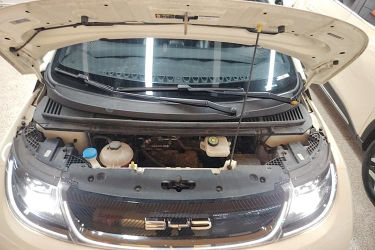 Used BYD Dolphin 2023 420 km Fashion Edition Engine Bay