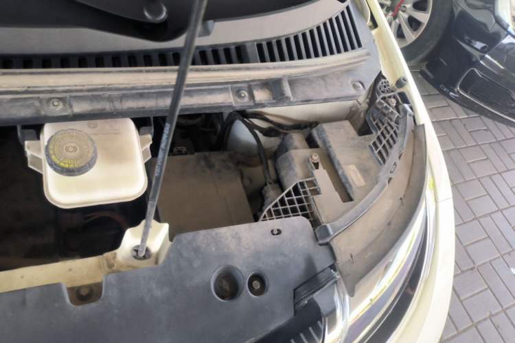 Used BYD Dolphin 2023 420 km Free Version Engine Bay Left