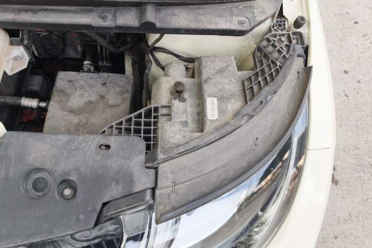 Used BYD Dolphin 2023 420 km Fashion Edition Engine Bay Left