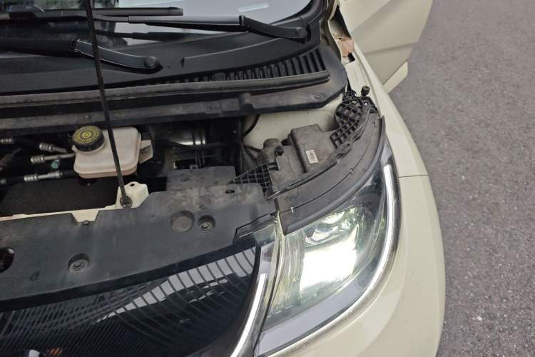 Used BYD Dolphin 2023 420 km Fashion Edition Engine Bay Left