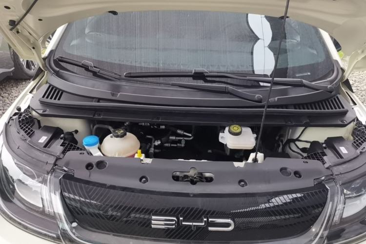Used BYD Dolphin 2023 420 km Free Version Engine Bay