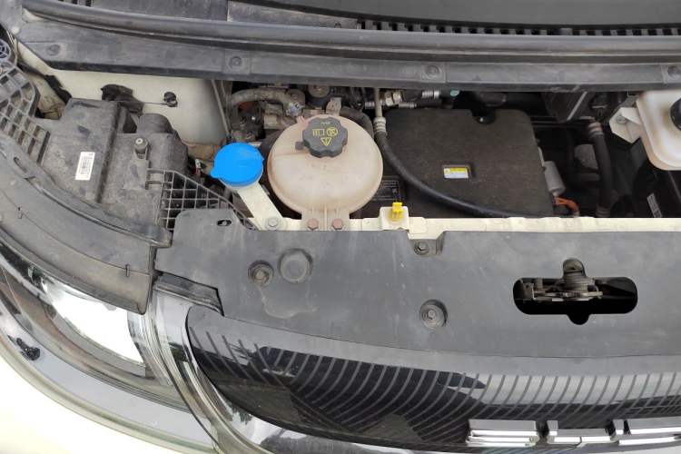 Used BYD Dolphin 2023 420 km Fashion Edition Engine Bay Right