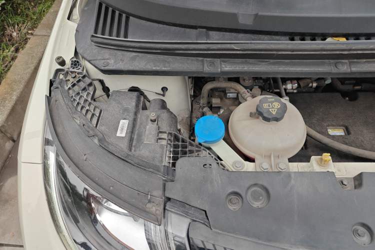 Used BYD Dolphin 2023 420 km Fashion Edition Engine Bay Right